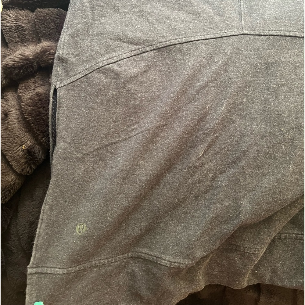 Lululemon cut above tee.